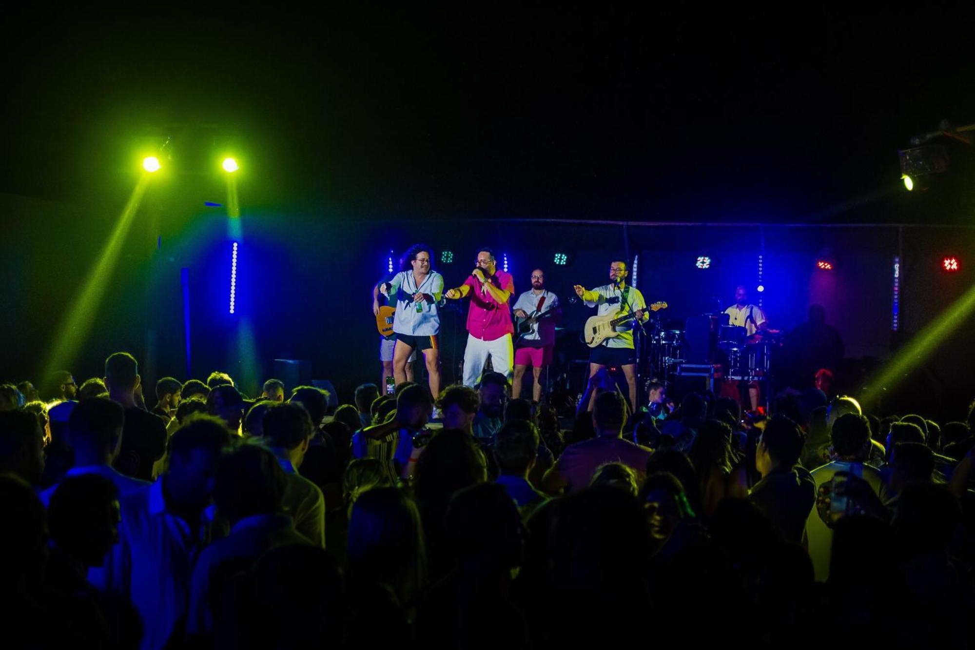 Cafe Jeri Hotel Jijoca de Jericoacoara Exterior photo The band performing in 2019